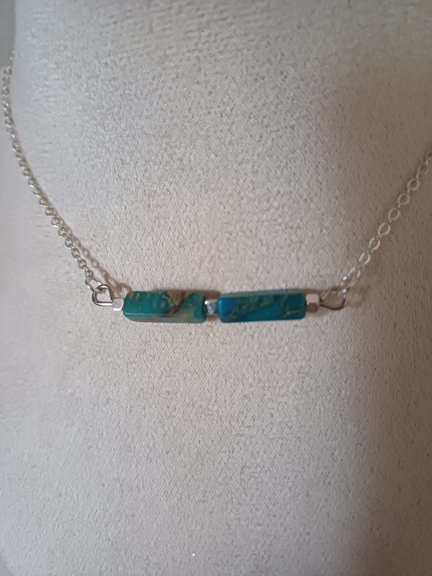 Parure couleur argent façon turquoise