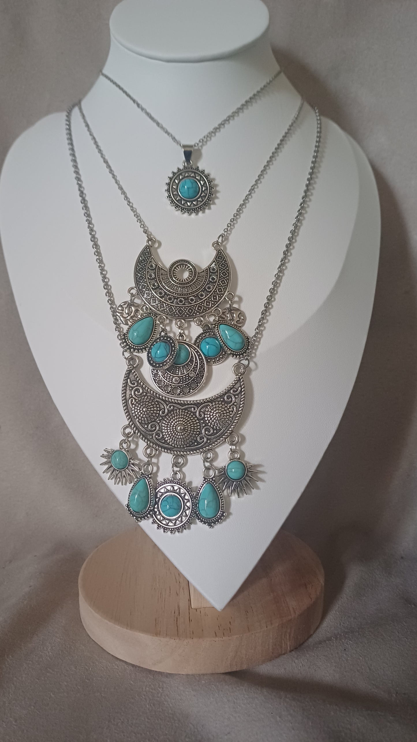 Collier ethnique et boheme façon argent et turquoise