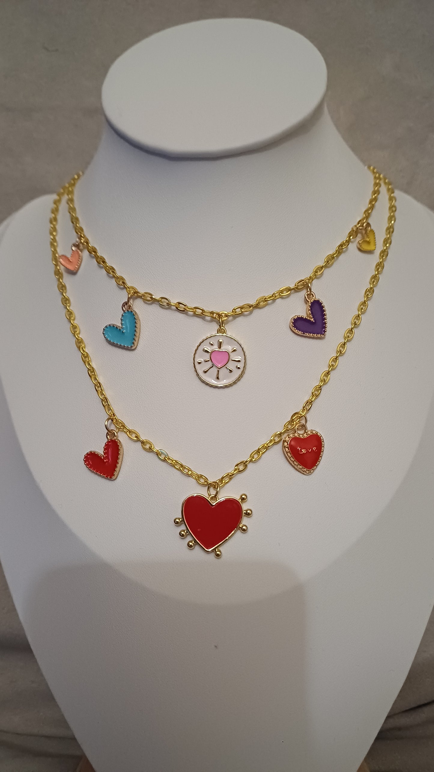 Collier amour trio coeurs rouges