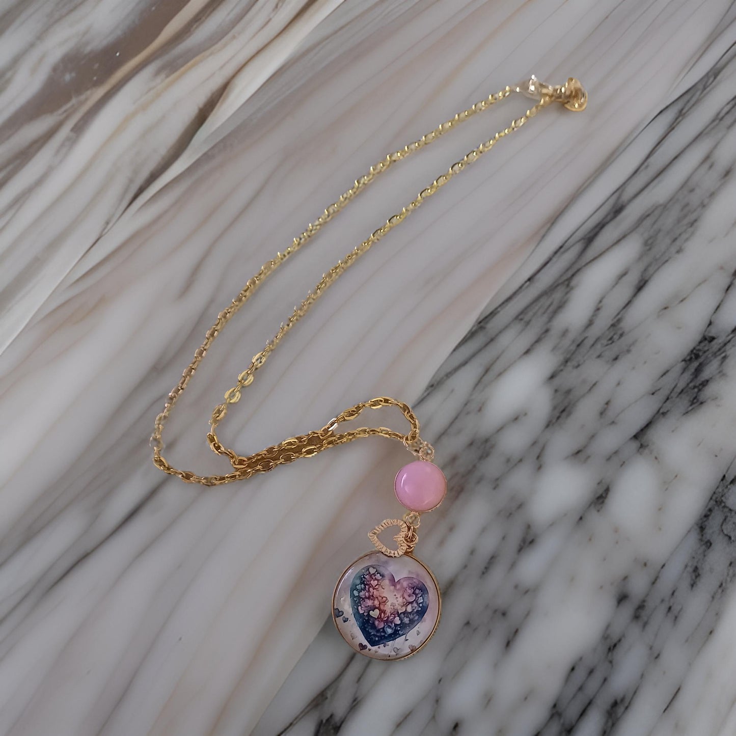 Collier amour doré, coeur et pierre rose
