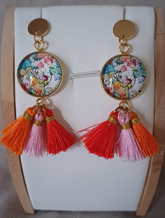 Boucles d oreilles "floral" cabochon et pompons